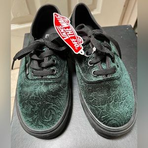 Authentic Velvet Jungle Green Vans
